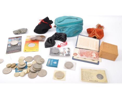 An assortment of 20th century commemorative &amp; circulated coins. The lot to include silver &amp; half silver pennies &amp;