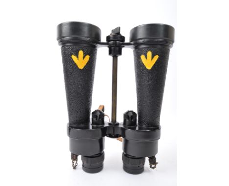 A pair of early 20th century 1934 military Barr &amp; Stroud, Glasgow &amp; London, 7x CF 41 pair of binoculars. Serial numbe