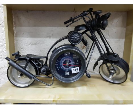 MODERN CLOCK IN MOTORBIKE FORM 