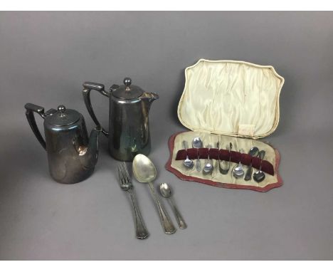 COLLECTION OF SILVER PLATED WARE,including flatware, a teapot and other items