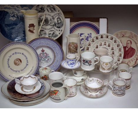 Collection of mixed commemorative ware with USA interest as well as WW1, and English Royal family including eight plates, two