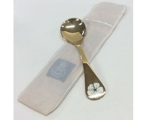 GEORG JENSEN: A silver gilt and enamel preserve spoon in original carrying pouch. Approx. 47 grams. Est. £45 - £55.