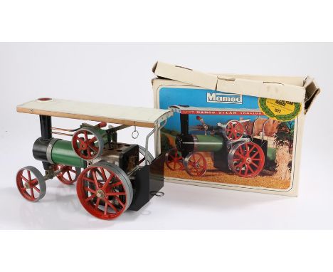 Mamod traction engine T.E.1a, housed in original boxSteam engine appears to be in good order, sprung driving belt is stretche