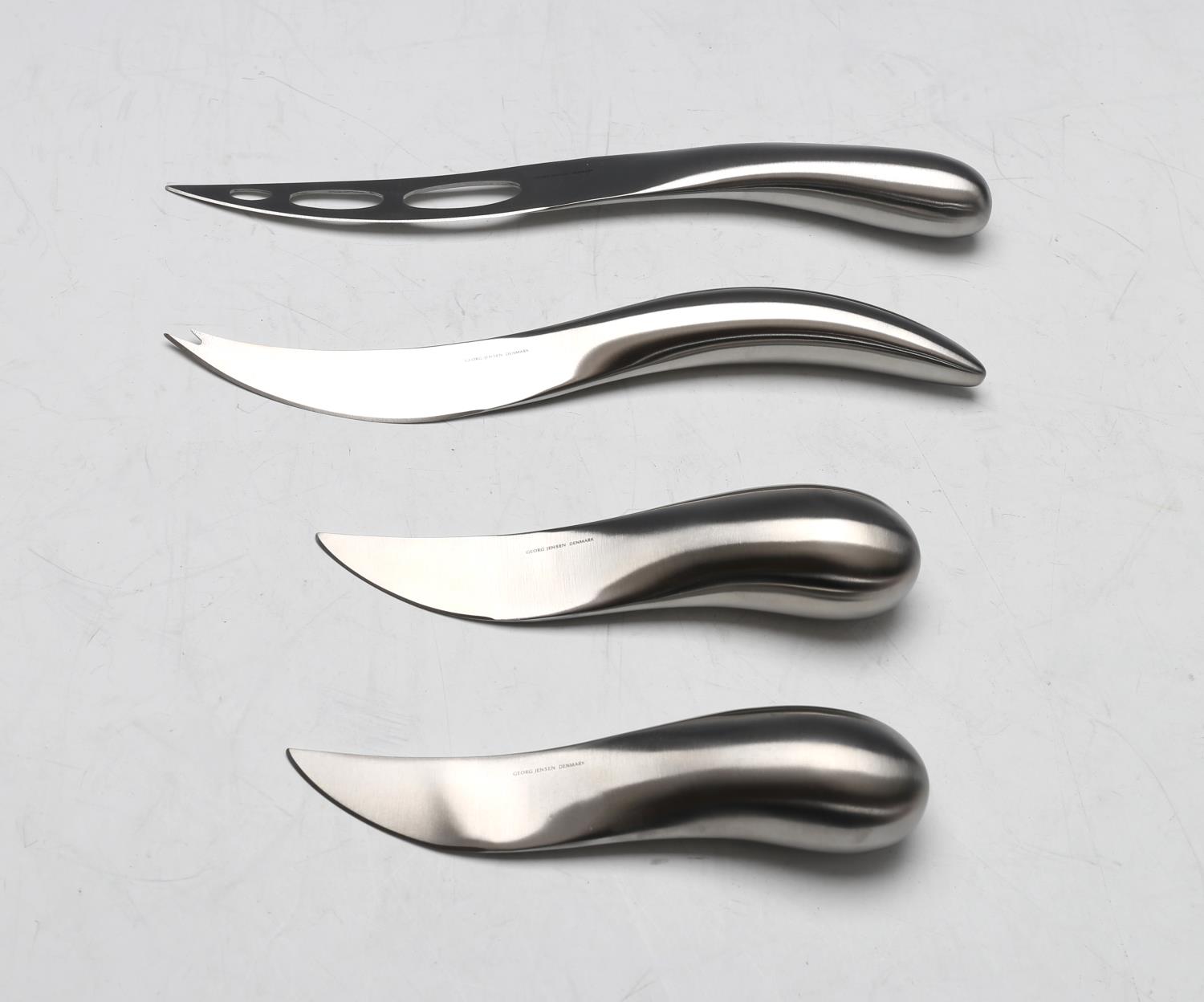 JENSEN Living three Forma knife sets and a cheese knife. To
