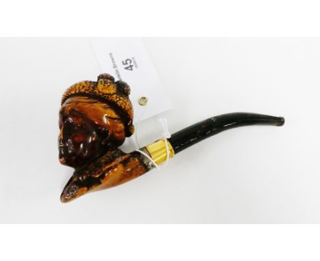 Meerschaum pipe, the bowl carved as a female face, with 18K gold mount 