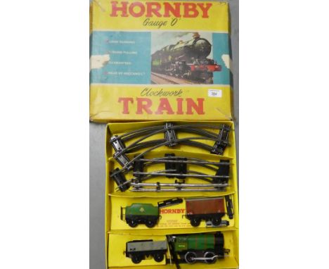 Hornby 00 Gauge Clock Work Train, No.30. Goods Set in original box