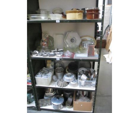 4 shelves of kitchenalia including vintage baking tins and some new items
