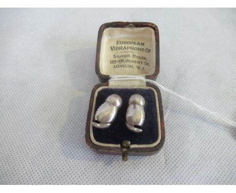 A pair of early 20th century silver Vibraphone ear tubes with patent no. and marked L & R, in original fitted case.  *These t