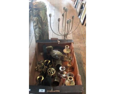 A box of miscellaneous glass and metalwares, to include: stick stand, candlesticks, horse brasses and other related items.