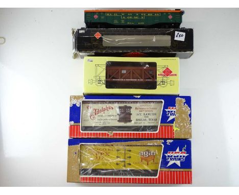 A group of American outline G Scale wagons by USA TRAINS and ARISTOCRAFT - G/VG in P/F boxes (4)