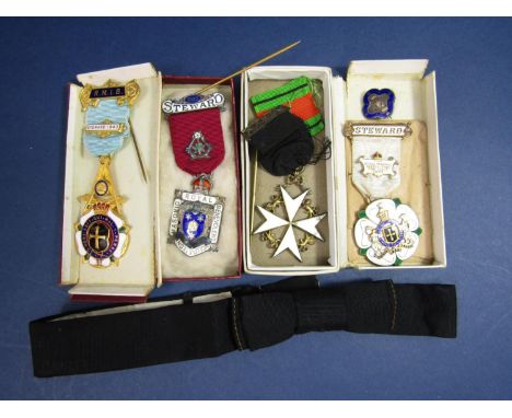 Silver and enamel medals to include The Royal Masonic Institute for Girls 1932, Masonic Benevolent Steward Medallion 1923, fu