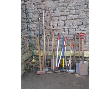 One lot of vintage and later mainly gardening related long handled tools 