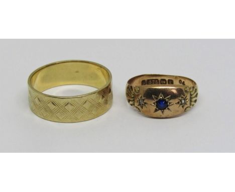 9ct wedding ring with engine turned detail, size P/Q and a further 9ct blue paste and diamond chip ring, size H, 5.3g total (