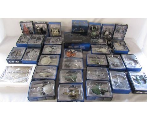 Assorted Star Trek / Voyager / Deep Space Nine / Enterprise collector's model space ships etc
