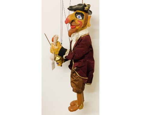 EARLY PUPPET DOLL OF PIRATE