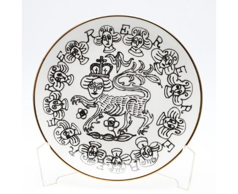 SIR GRAYSON PERRY CBE RA (1960-) - QUEEN ELIZABETH PLATE. Printed with Queen Elizabeth II as a lion, the border with alternat