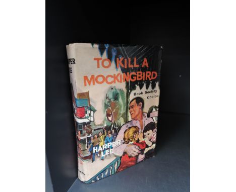 Literature. Lee, Harper - To Kill A Mockingbird. London: Heinemann, 1960. 1st edition. Publisher's maroon cloth. In dust wrap