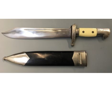 A Nazi German Teno enlisted newer dagger by Carl Eickhorn, in black scabbard.