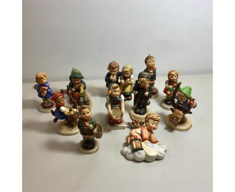 11 Hummel figurines all in good condition 