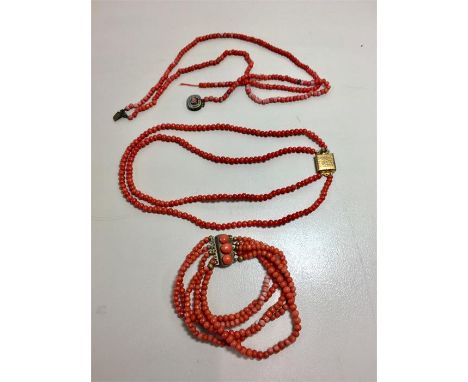 Collection of Vintage Coral jewellery bracelet and two necklaces  