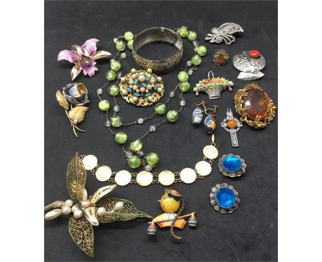 Collection of Vintage Antique Costume Jewellery includes silver sixpence bracelet 