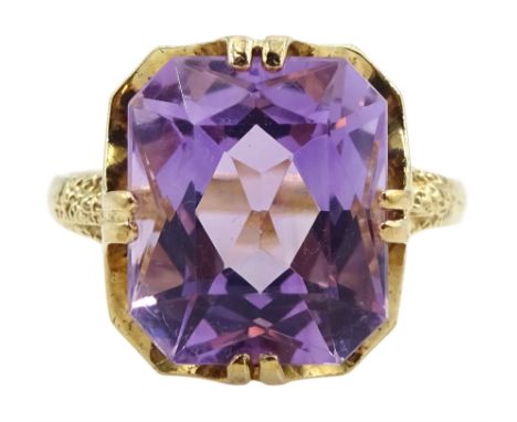 9ct gold single stone amethyst ring, London 1972Condition Report:Approx 3.6gm, size L, very good condition