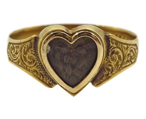 Victorian 18ct gold heart shaped hairwork mourning ring with engraved shoulders, maker's mark W.S (possibly W Spurrier &amp; 