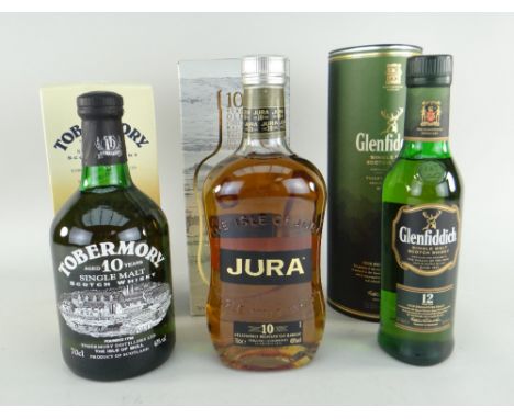 THREE BOTTLES OF SCOTCH WHISKY to include Glenfiddich, Jura and Tobermory (3)