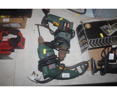 A Bosch CSB420-E electric drill and a Bosch electric drill