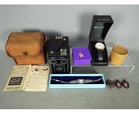 Lot to include a 'Silver War Badge', two enamelled medals for the Liverpool Small Bore Rifle Association, Kodak camera, two w