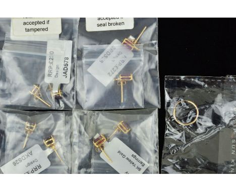 FOUR PAIRS OF GEM SET EARRINGS AND A SINGLE EARRING HOOP to include two pairs of ruby (possibly synthetic or treated) ear stu