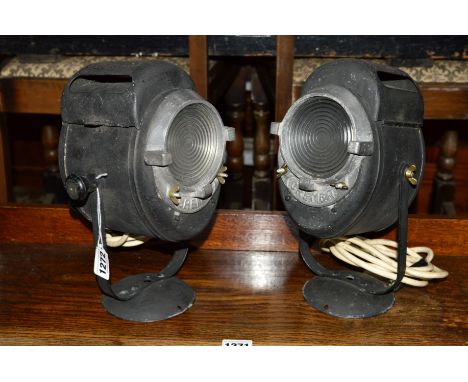 A PAIR OF VINTAGE CREMER PHOTOGRAPHY LIGHTS