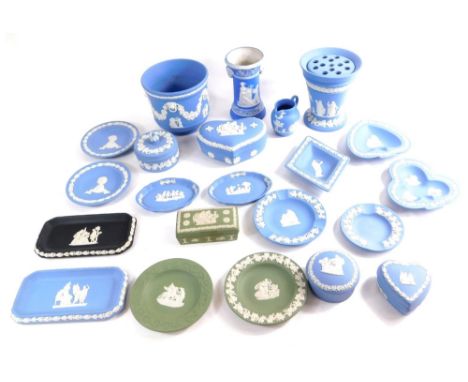 Various Wedgwood Blue Jasperware, cloverleaf dish, 10cm wide, planter, Green Jasperware lidded jar, etc.  (a quantity)