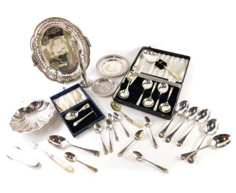 Various silver plated ware, flatware, entree dish, 18cm wide, various cased cutlery, cased spoons, other flatware, etc. (a qu