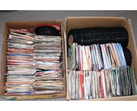 50s-80s 7" SINGLES - Extensive large collection of around 400 x 7" singles to include titles by mainly popular 50s, 60s,70s a