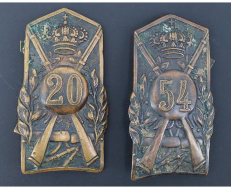 Two 1930s - 1940s Italian army brass shoulder badges