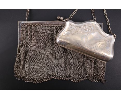An early 20th Century electroplate ring purse together with a mesh evening bag