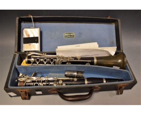 A Boosey & Hawkes clarinet, cased