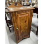 Early 20th cent. Furniture/Militaria: WWI era folding oak cake stand with label attached stating '