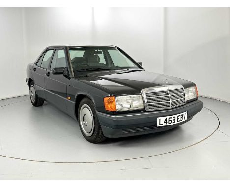 Registration: L463EBV VIN: WDB2011262G072345 Milage Showing: 56,000 Transmission: Manual MOT: 02/09/2024Low mileageManual gea