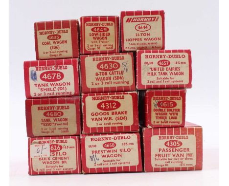 Twelve Hornby-Dublo super detail wagons, plastic wheels, all (E-NM) (BE-NM): Presflo, Prestwin, Esso Fuel Oil, hopper, Shell 