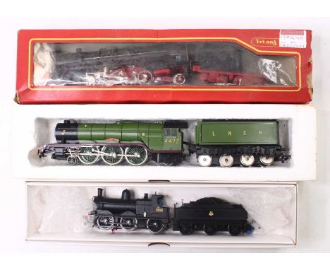 Three 00 gauge locos, including a Liliput Bachmann A1 "Flying Scotsman", in LNER green, tender drive, with severe metal fatig