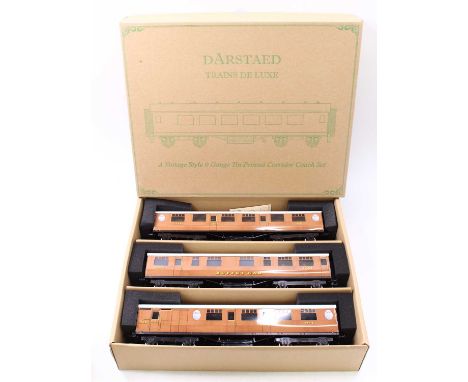 Darstaed set of 3, 0-gauge bogie corridor coaches. Manufacturer's stock. LNER Thompson set B comprising br/comp No.1142; buff