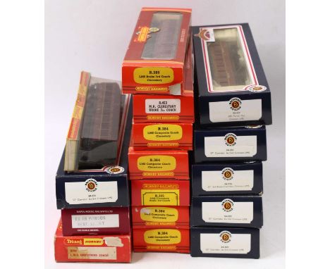 Approx 16 x 00 gauge LMS maroon coaches, by Bachmann, Hornby and others, all boxed, including parcels van, clerestory coaches