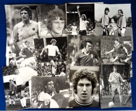 Football press photographs, a collection of approx. 60 b/w press photos, various sizes, 1970's/80's, match action, portraits 