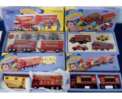 Die Cast Models, Corgi Classics Circus, 11 boxed Chipperfield's Circus models to comprise Foden S21 lorry and trailer with el