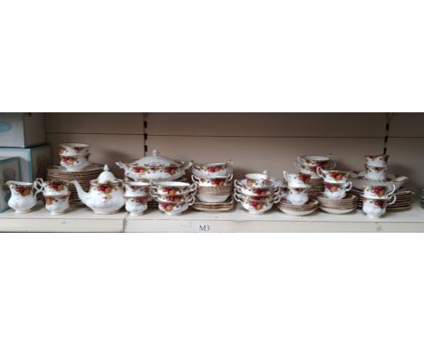 Royal Albert 'Old Country Roses' china including cups, saucers, teapot, soup bowls, tureens, plates, etc. approx. 100 piecesC