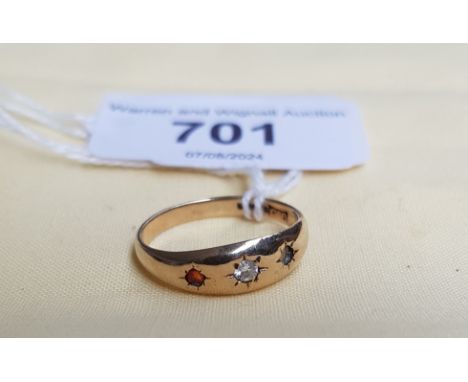 A hallmarked 9ct gold ring, gross weight 2g, size K.  
