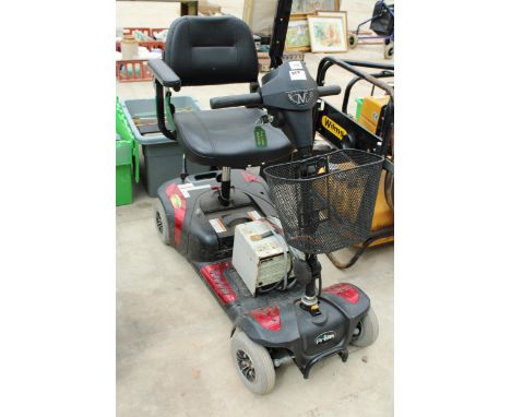 A PRISM ELECTRIC MOBILITY SCOOTER WITH KEY AND CHARGER 