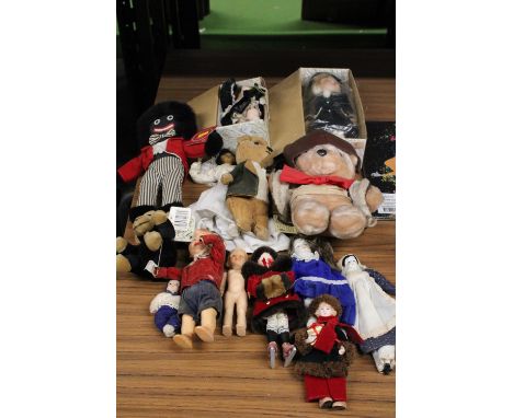 A VINTAGE MECHANICAL WIND UP TOY, DOLLS AND TEDDIES 